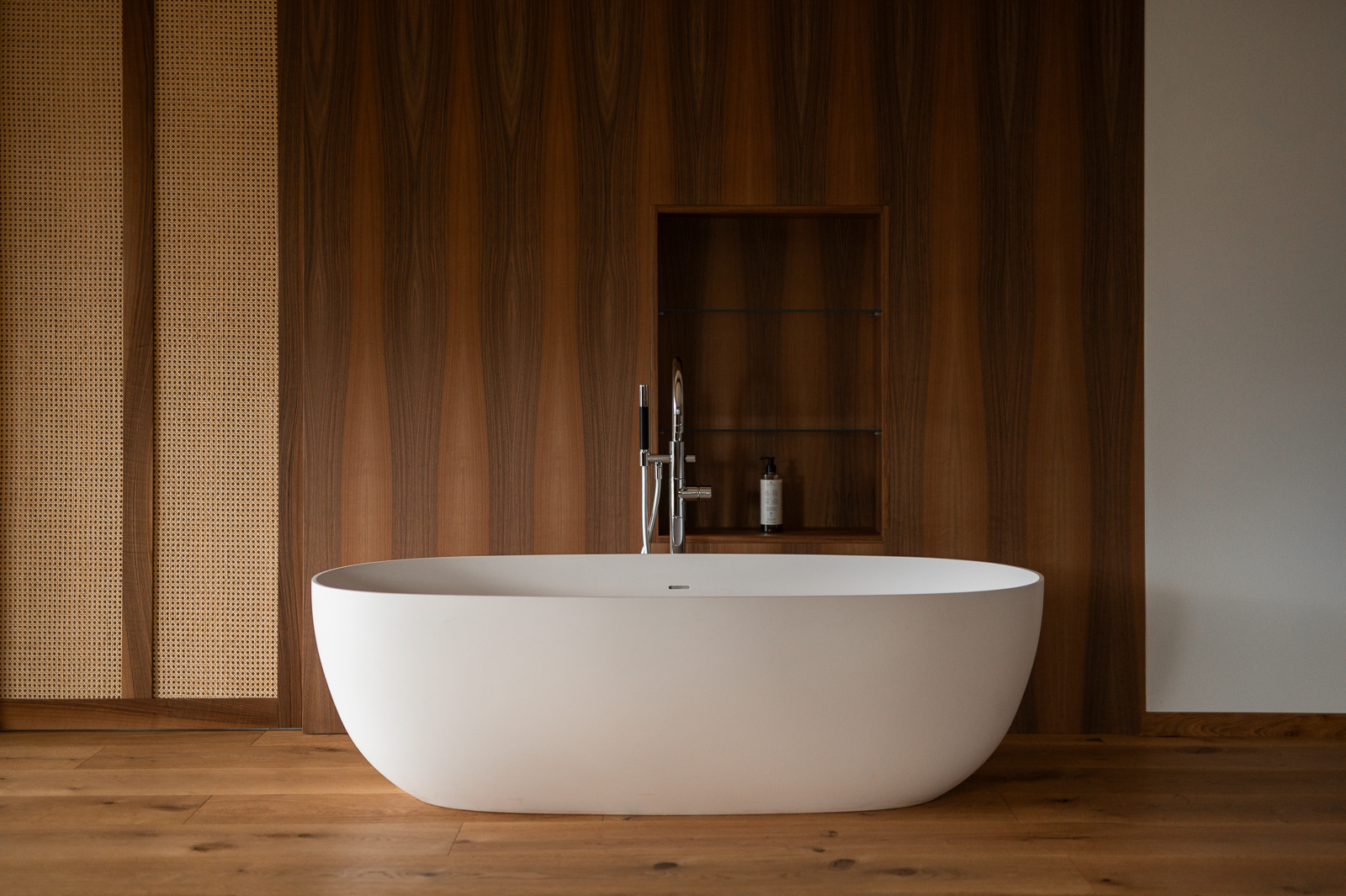 Freestanding bathtub in the penthouse